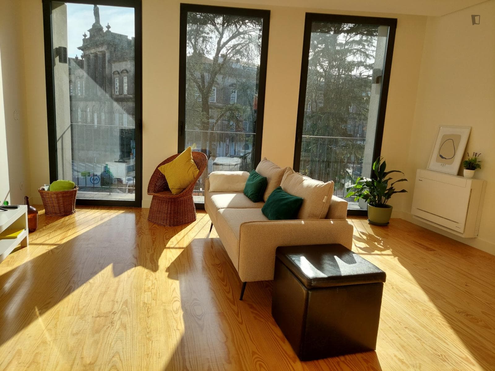Appealing 1-bedroom apartment in Vitória photo 1