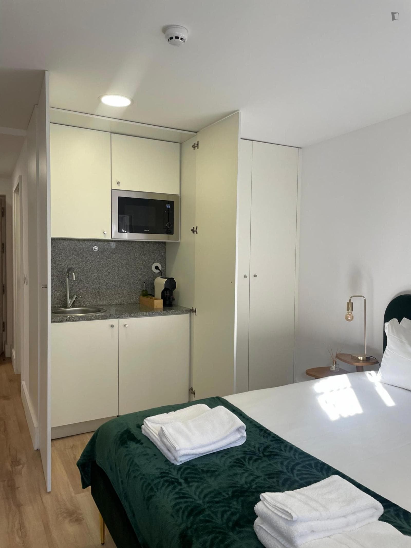 Property photo thumbnail