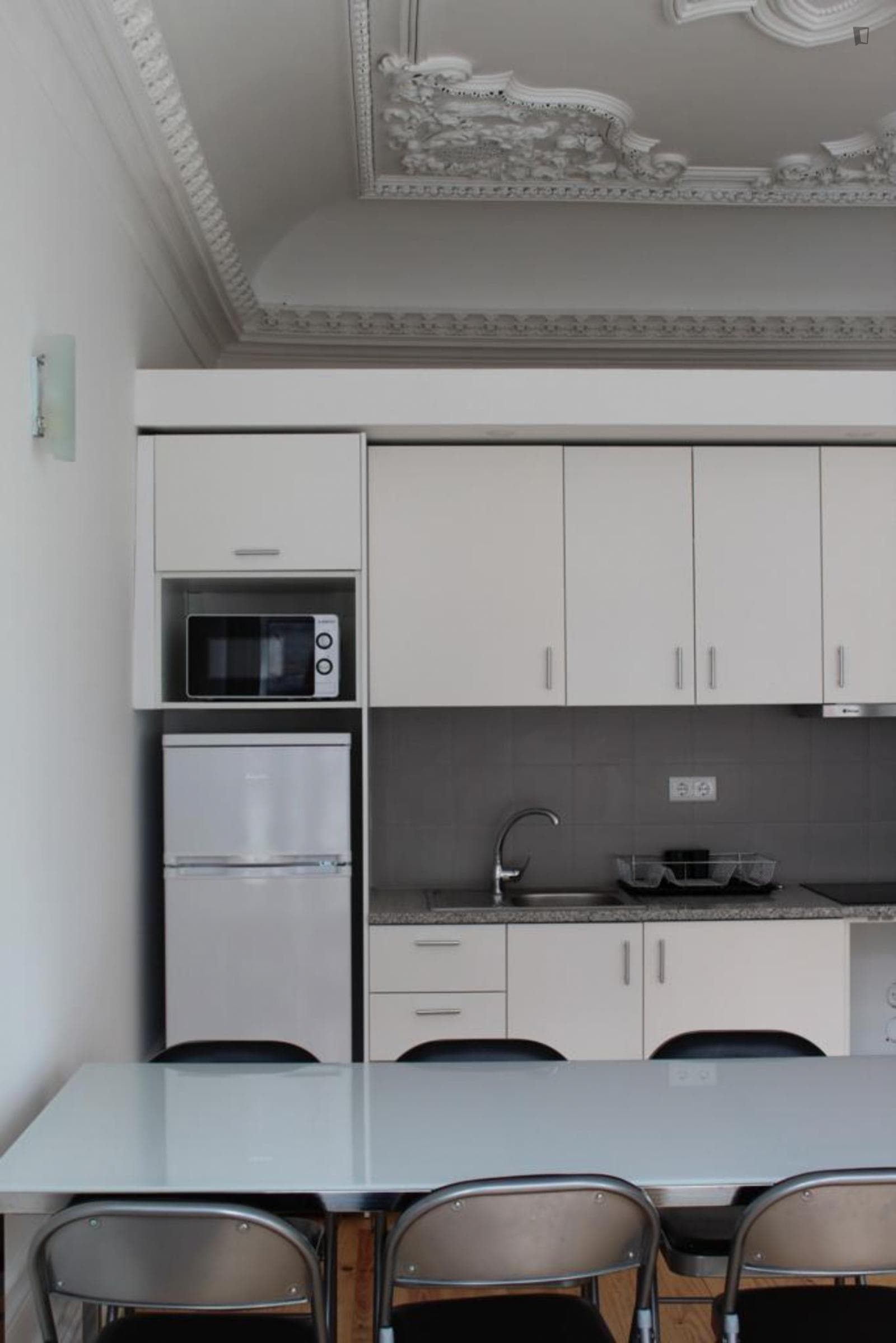Exciting 2 Bedroom Apartment close to São Bento Metro photo 1