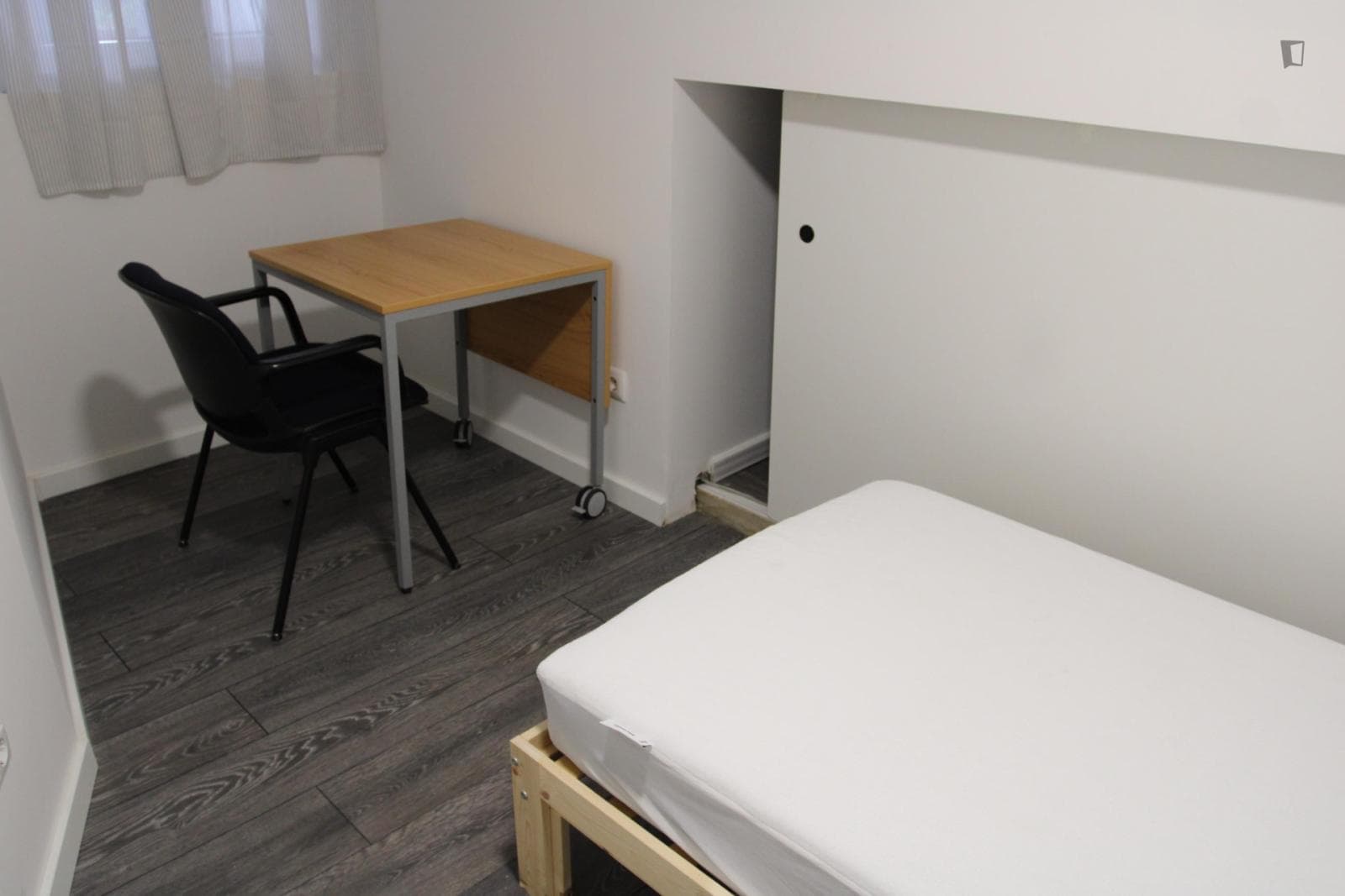 Cozy Single Bedroom close to  ISCAP University photo 1
