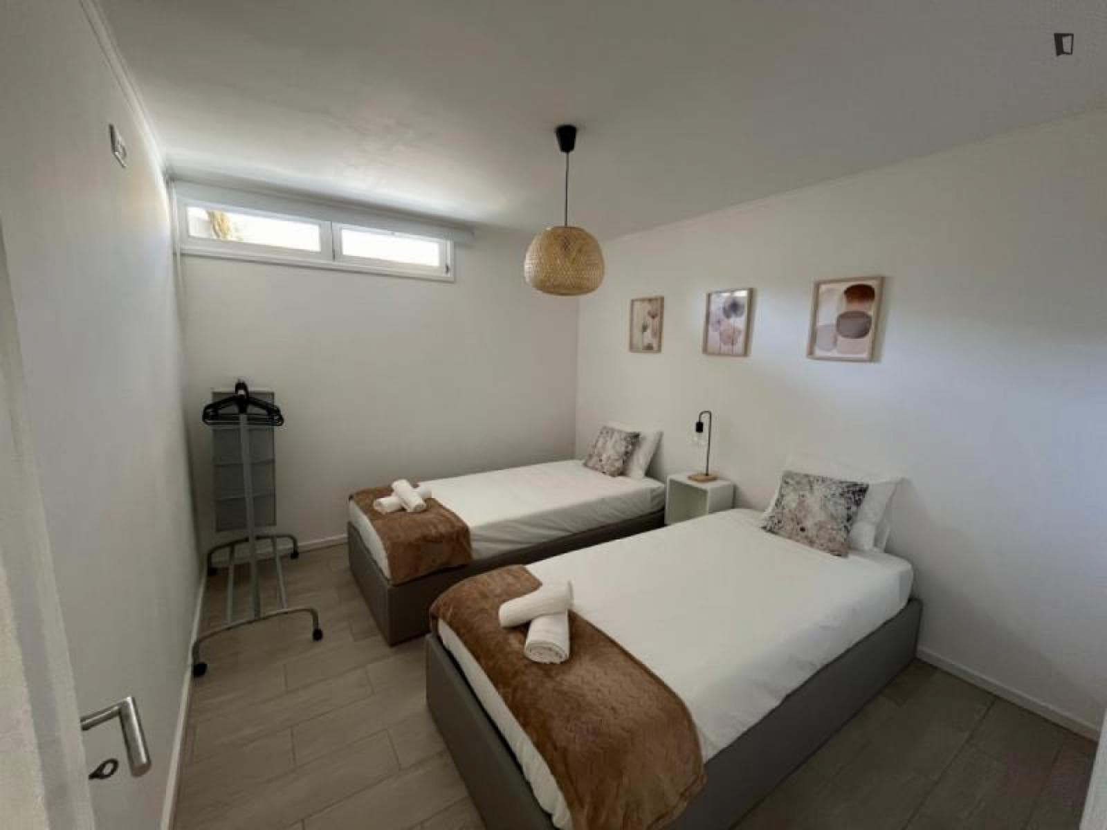Private room in 2 bedroom apartment, in Matosinhos photo 1