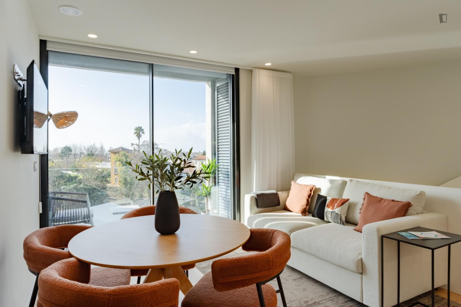 Very elegant 1-bedroom apartment in Massarelos photo 1