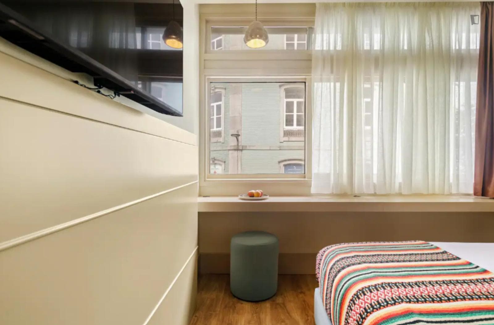 Comfortable studio close to Aliados metro station photo 1