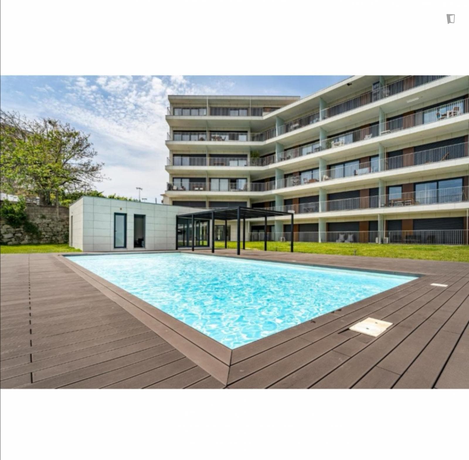 Modern apartment with a pool, gym and green spaces photo 1