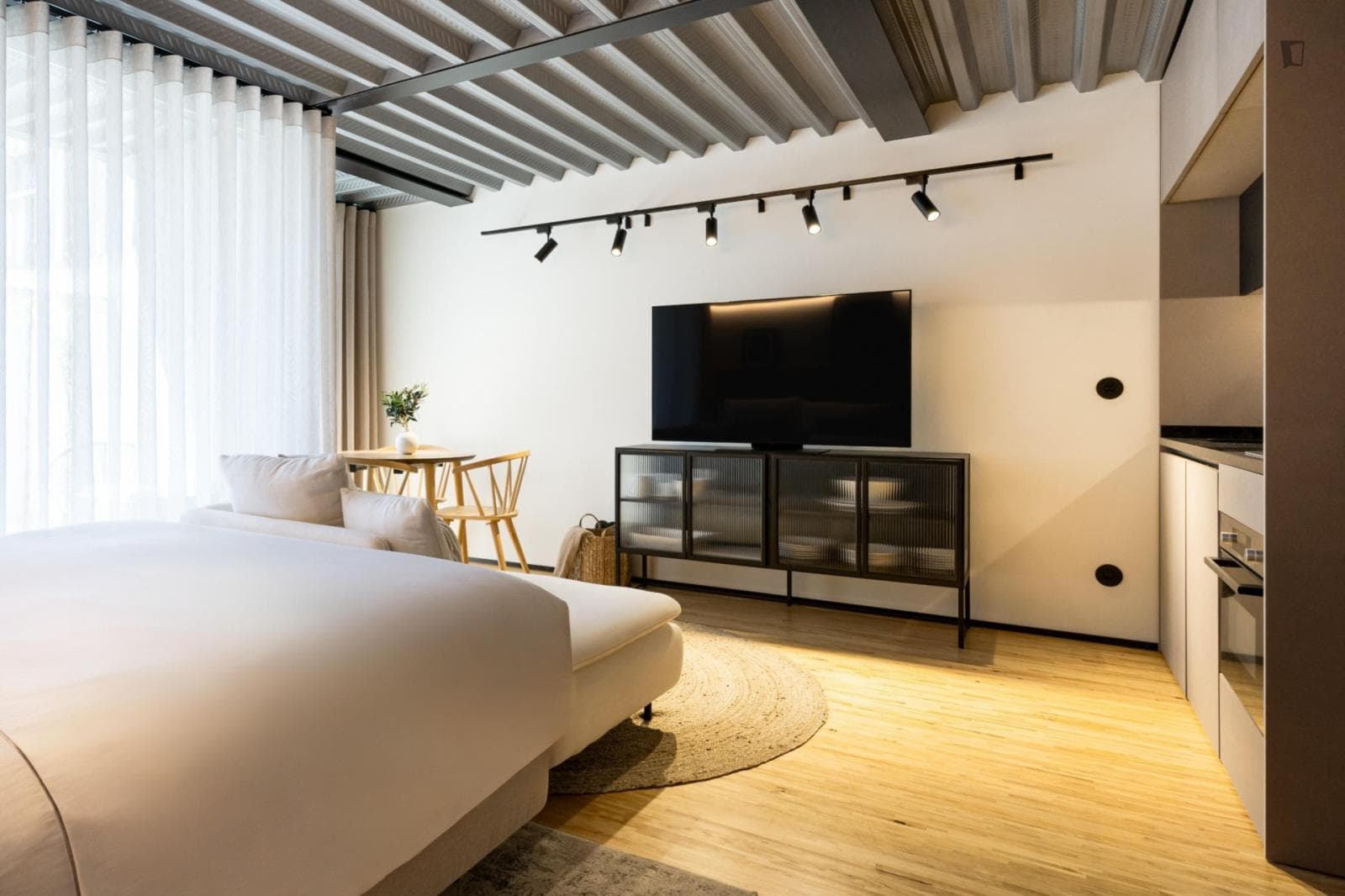 Very cool studio in Matosinhos photo 1