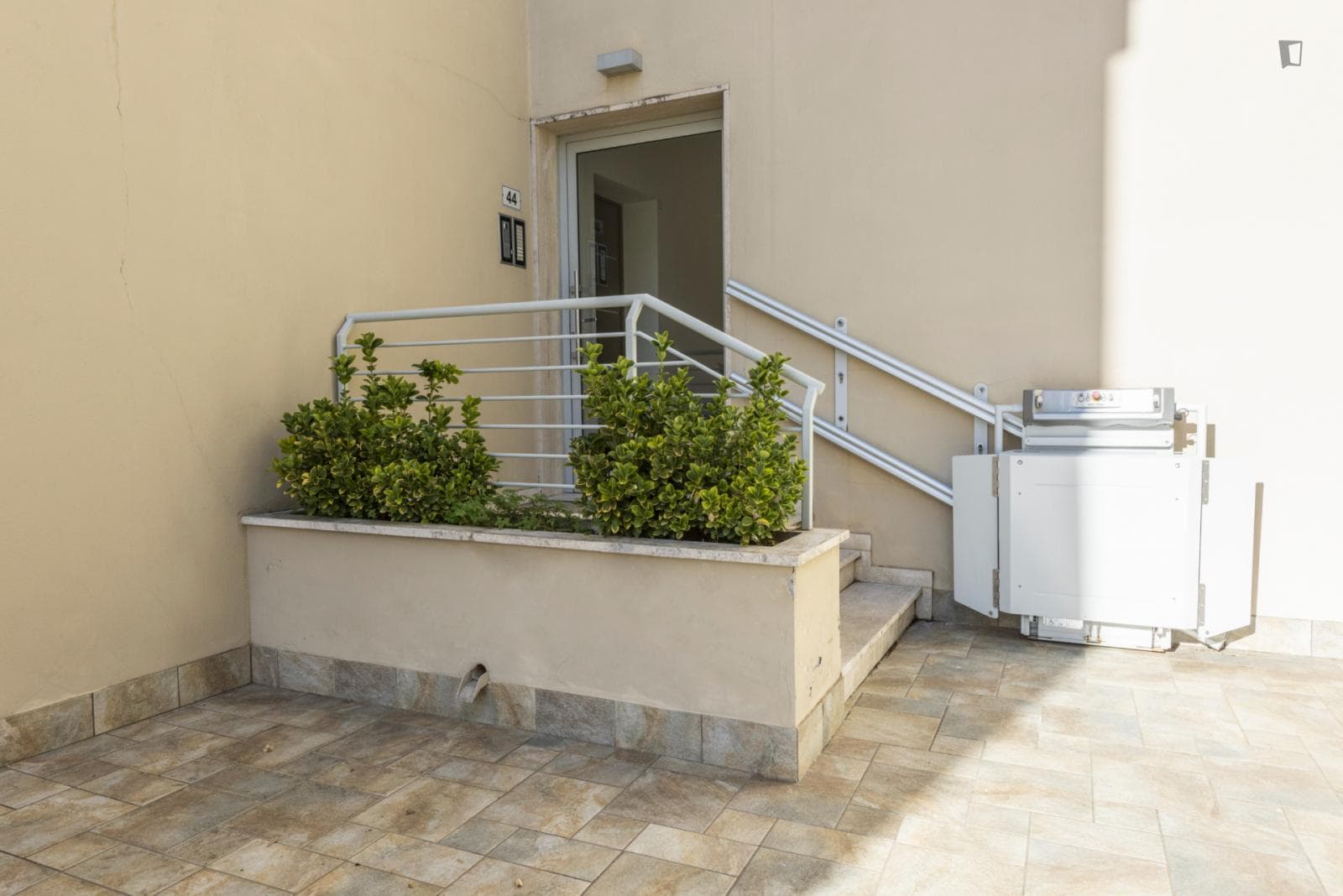 Property photo thumbnail