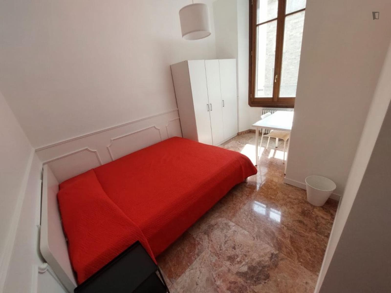 Bright double bedroom in Campo di Marte photo 1