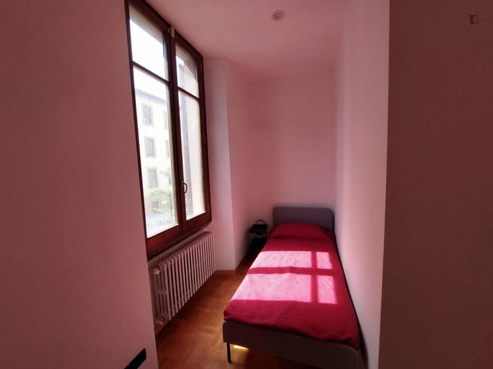 Homely single bedroom near the Campo Marte train station photo 1