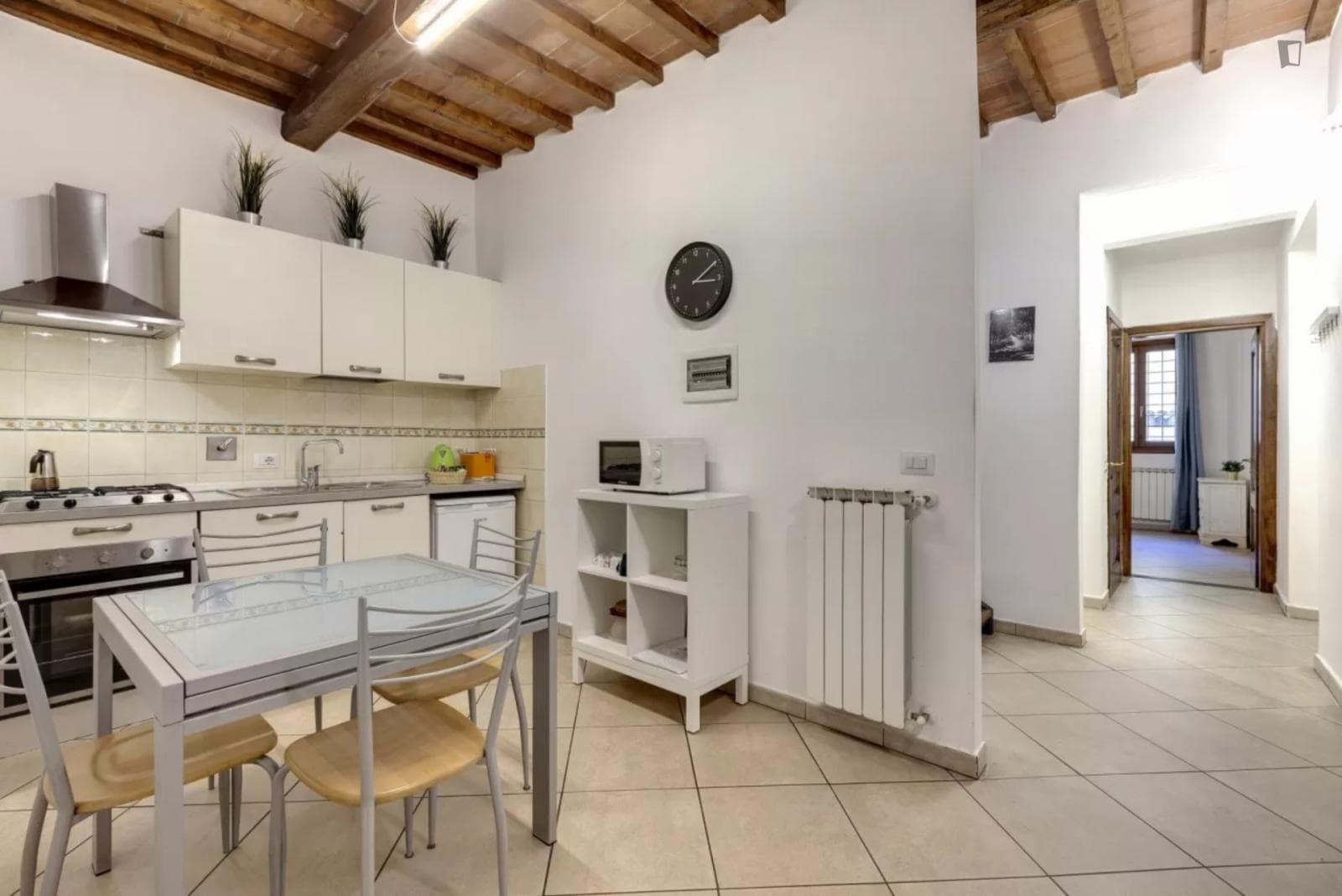Exquisite 2-bedroom apartment i photo 1