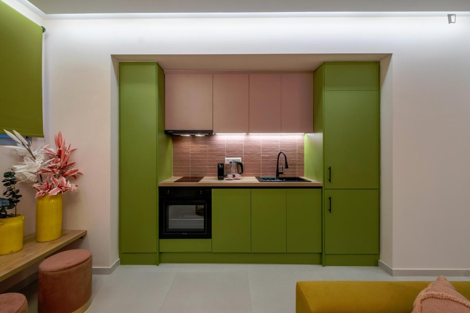 Welcoming 1-bedroom apartment in Piraeus photo 1