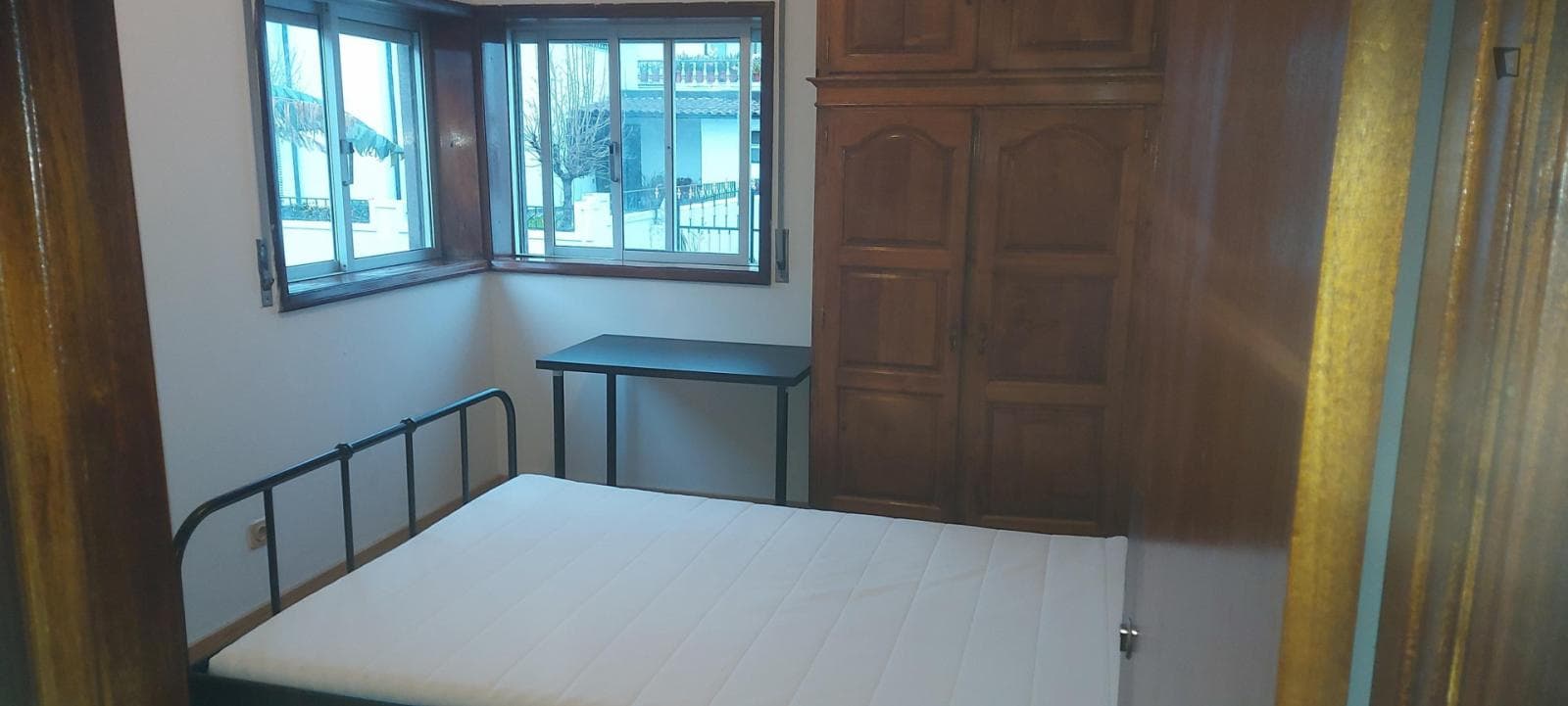 Nice Double Bedroom close to Cândidos dos Reis Metro photo 1