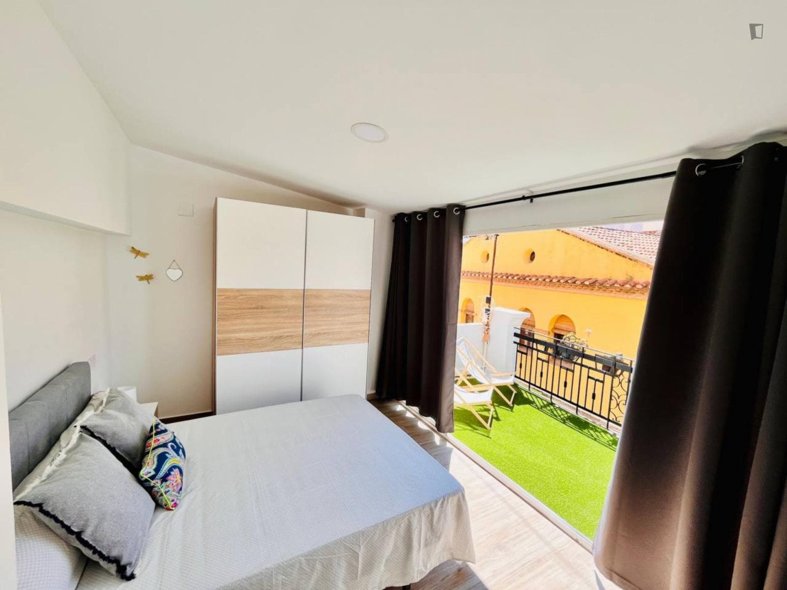 Property photo thumbnail