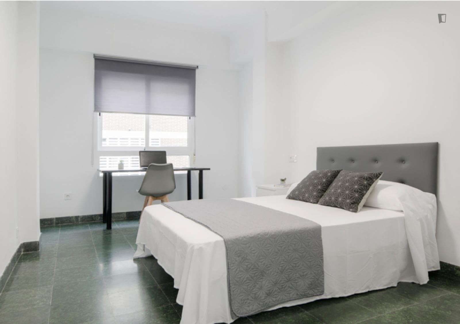 Welcoming Single Bedroom close to Jaume University photo 1