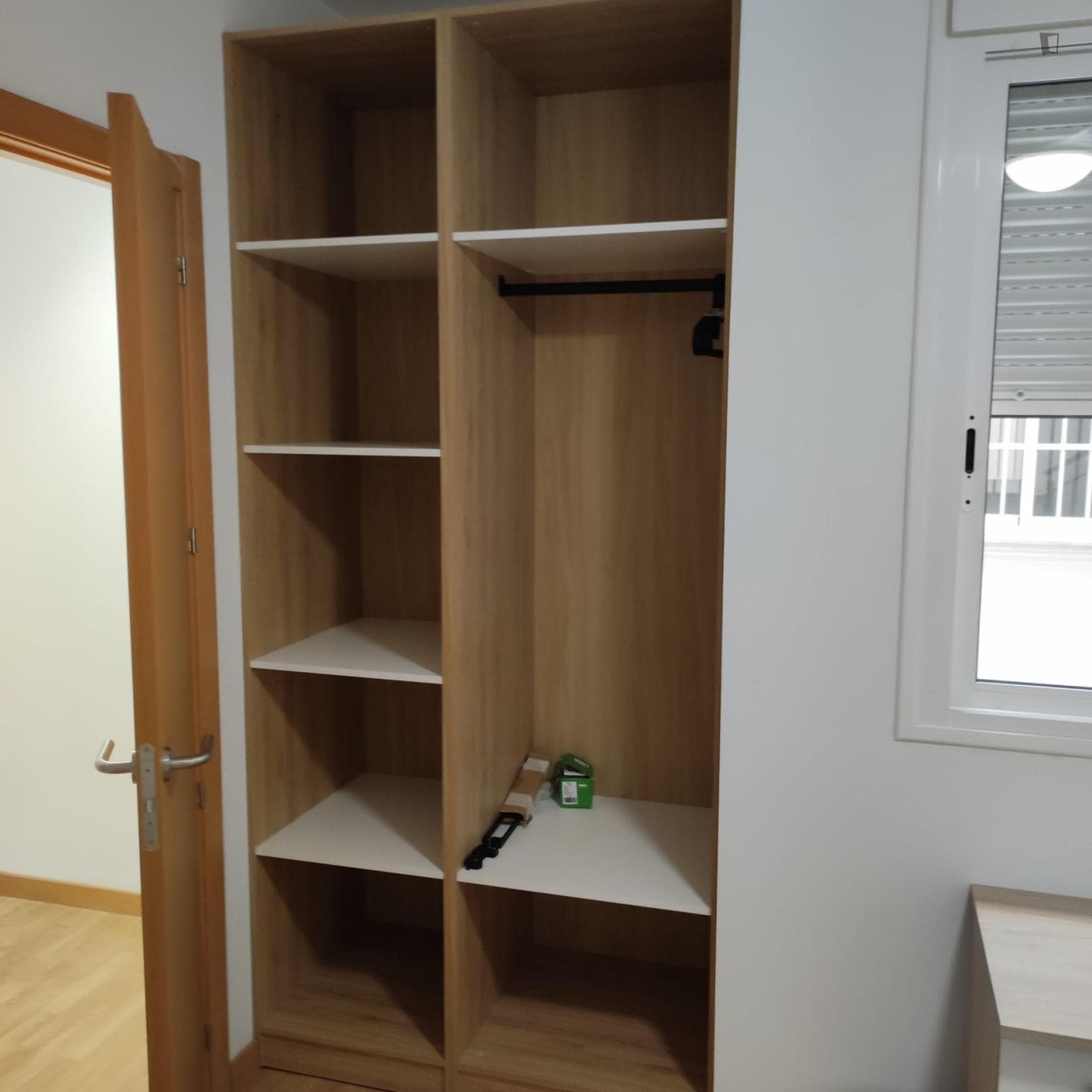 Double bedroom in 3-bedroom apartment photo 1