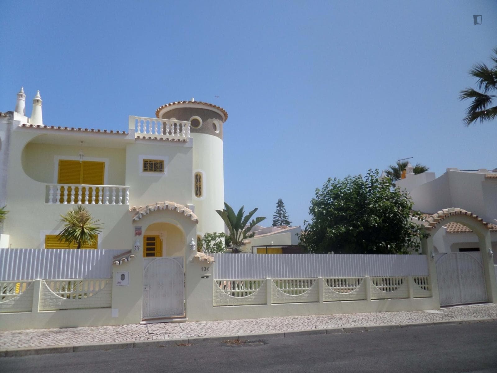 Property photo thumbnail