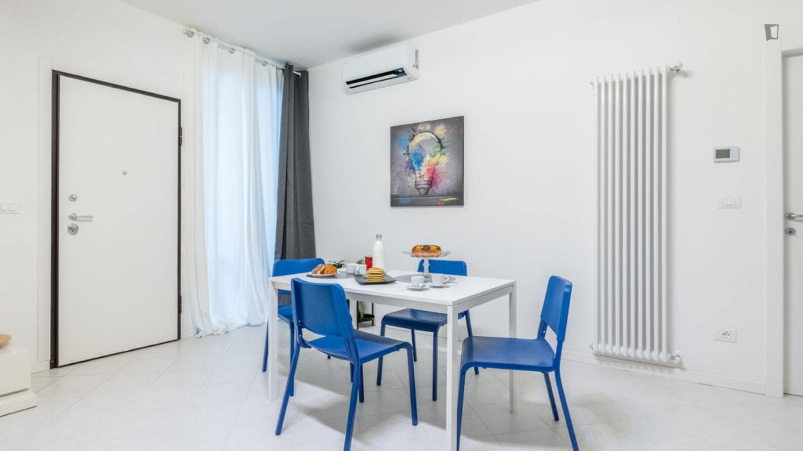 Exquisite 1-bedroom apartment in the centre of Livorno photo 1