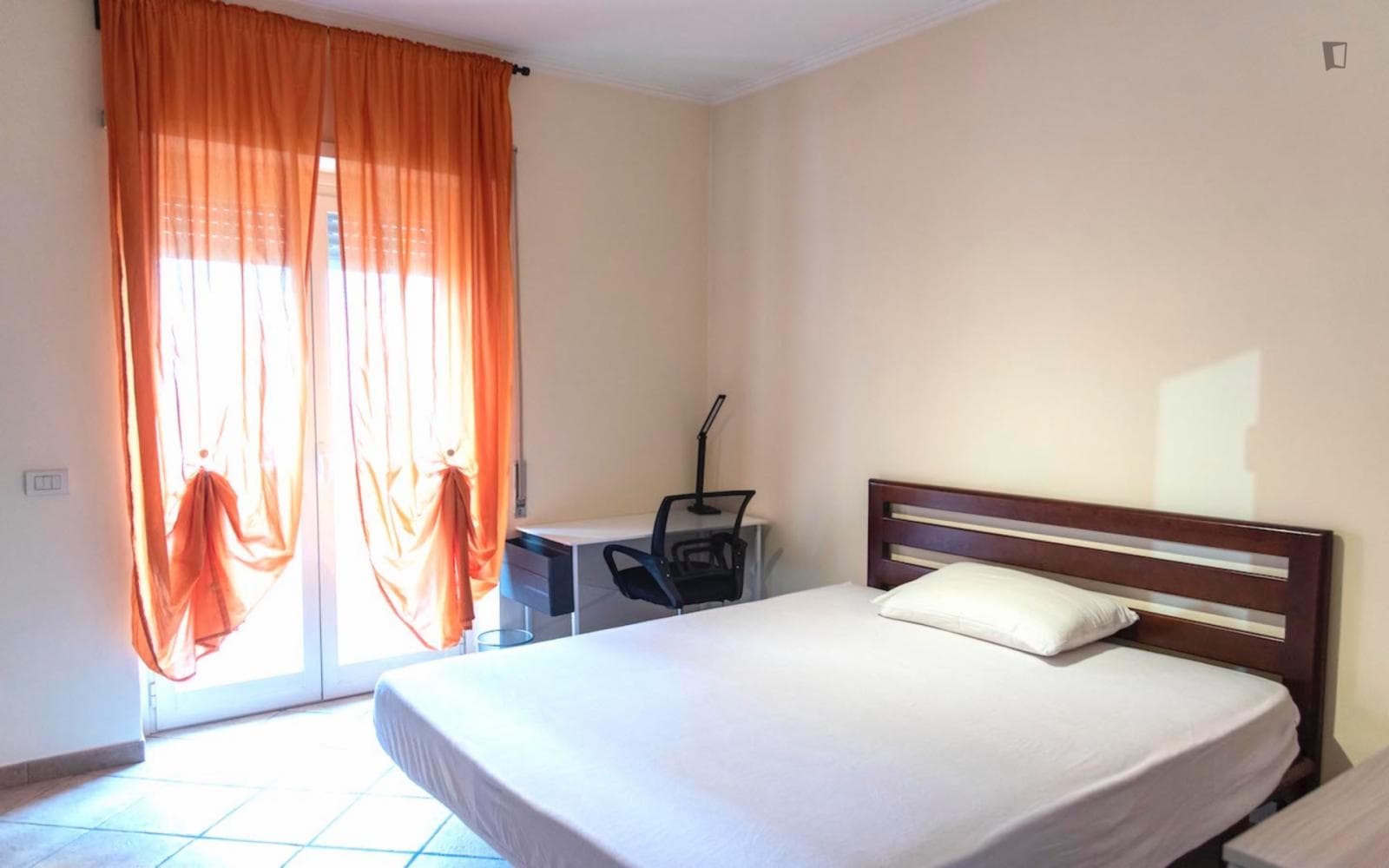 Single bedroom near the Lucio Sestio metro photo 1