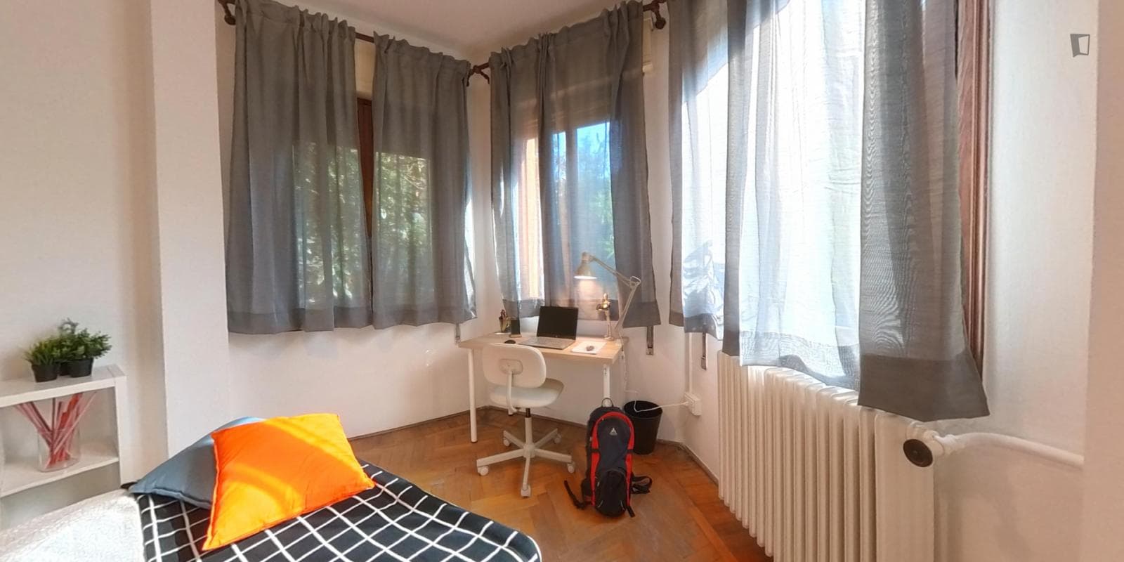 Property photo thumbnail