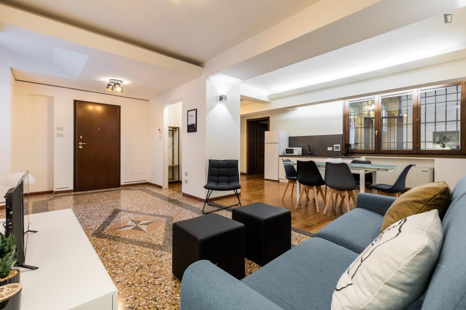 Pleasant 1-bedroom flat near Palazzo Ercolani photo 1