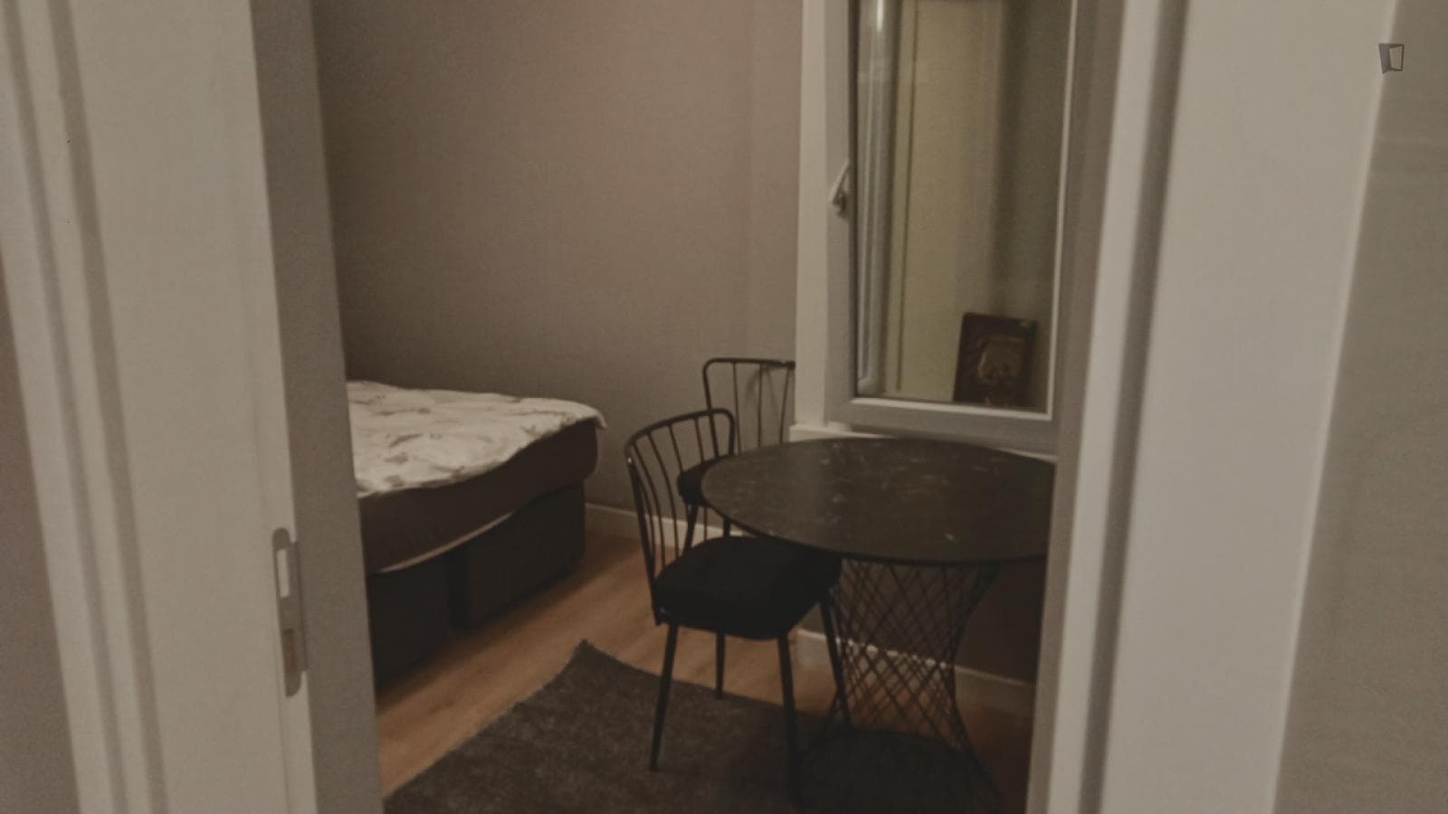 Room for Rent in Cihangir Central Location Ready to Move In! photo 1