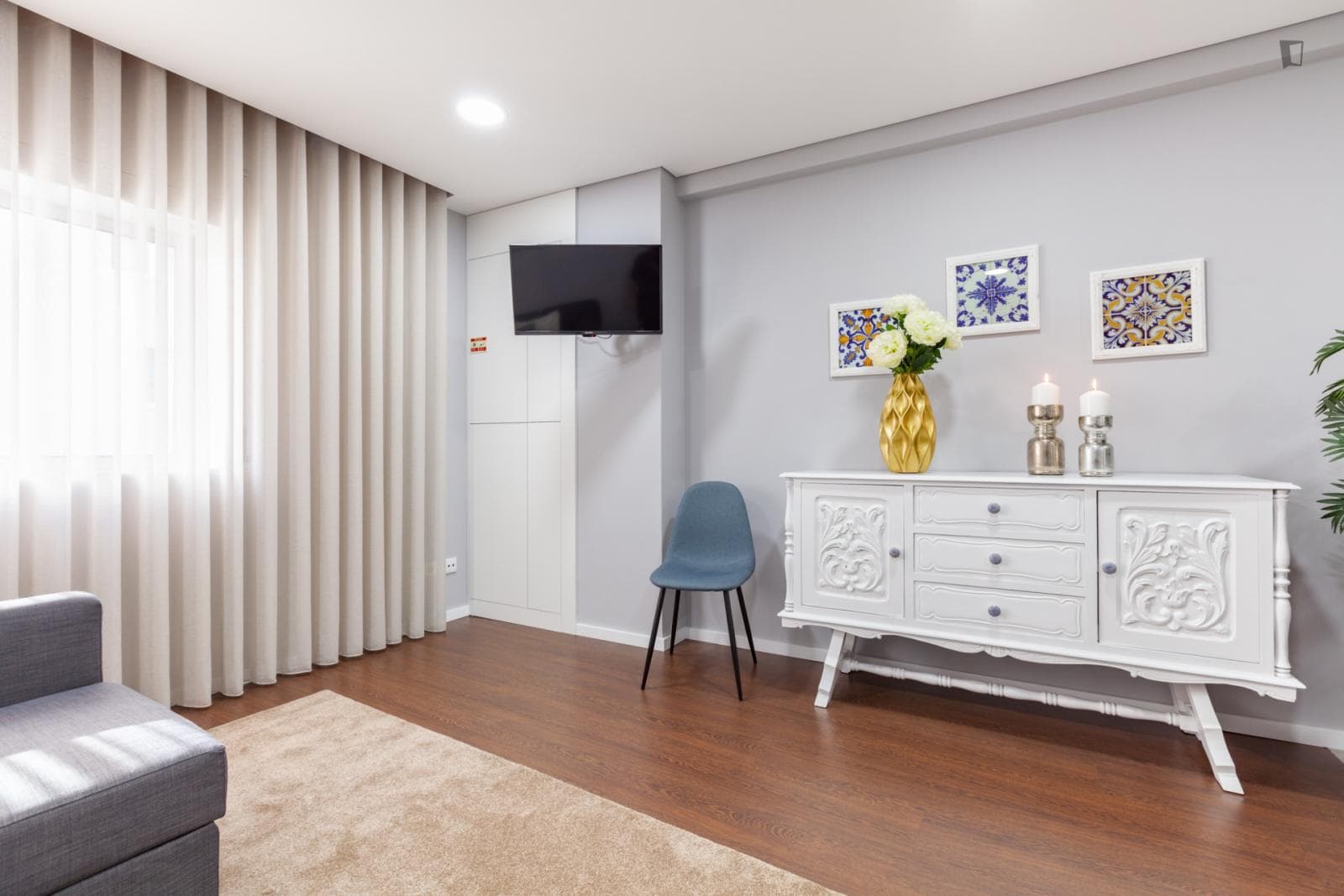 Property photo thumbnail