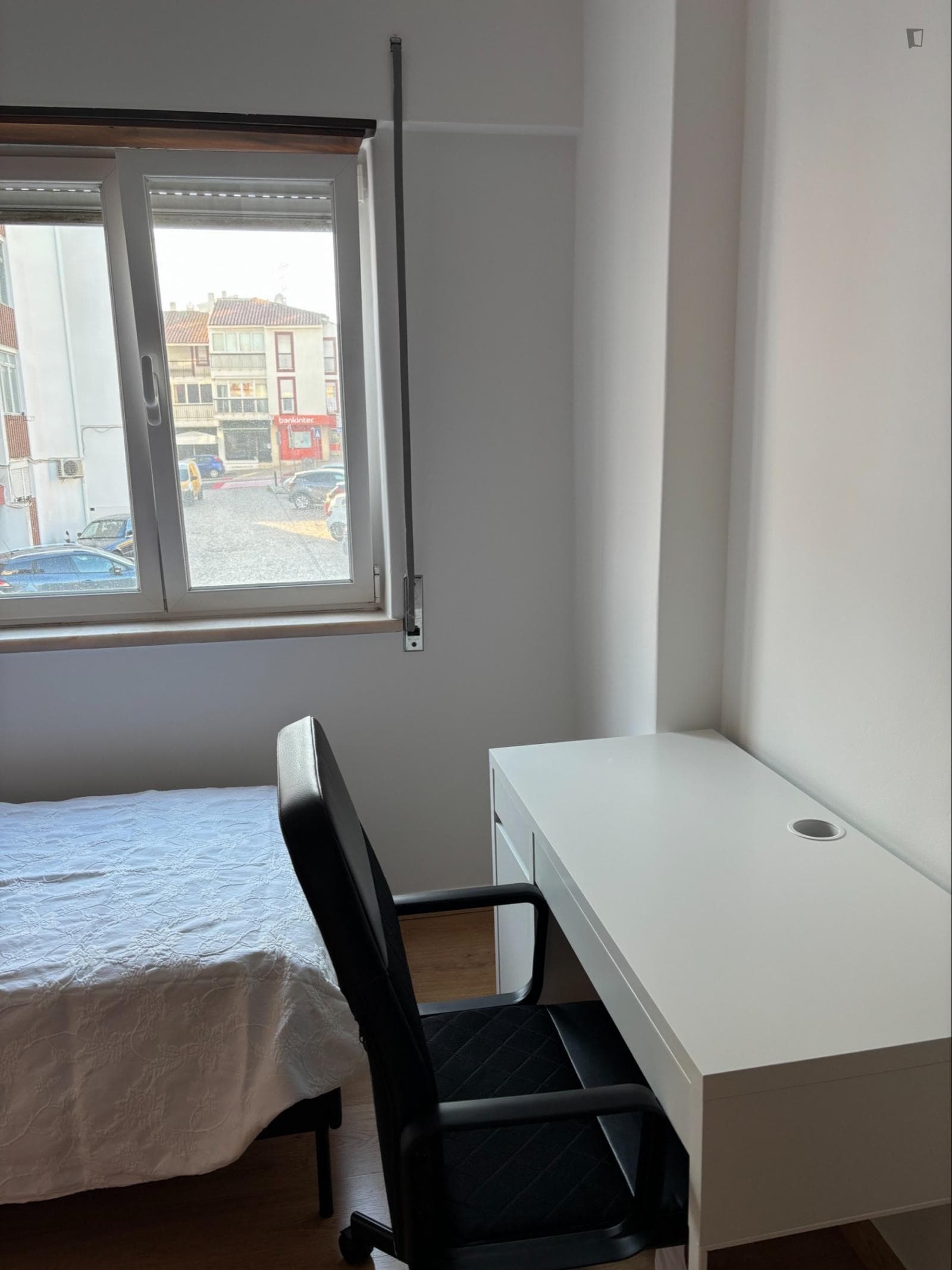 Appealing single bedroom near Nova School of Business and Economics photo 1