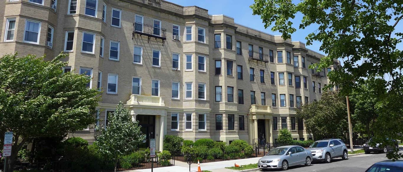 ESL Townhouse photo 1