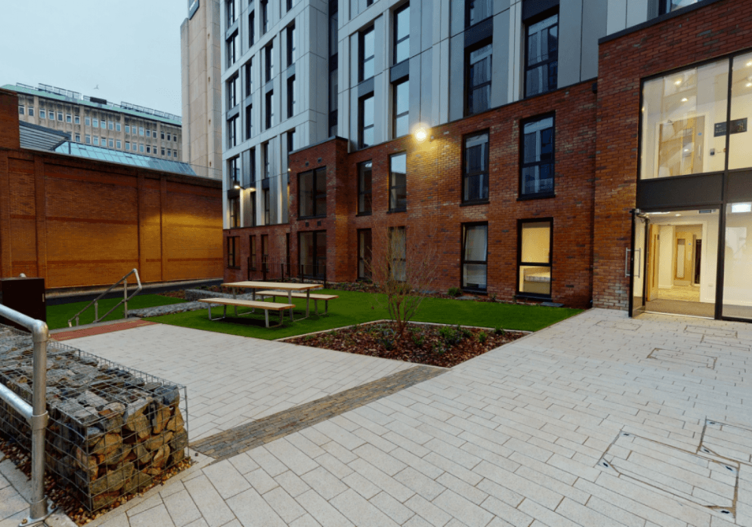 iQ Weaver Place photo 1