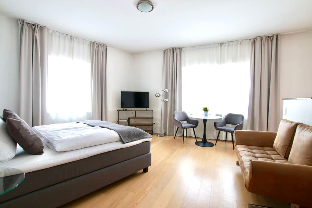 Cosy apartment near Friesenplatz photo 1