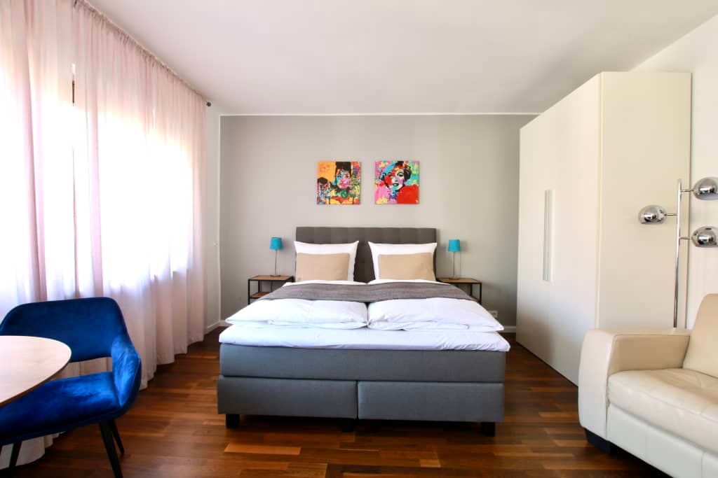 Modern apartment, quiet location in the city photo 1