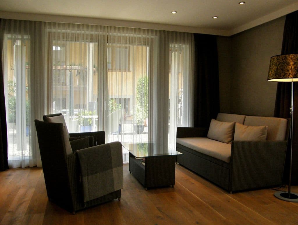 Large suite with terrace photo 1