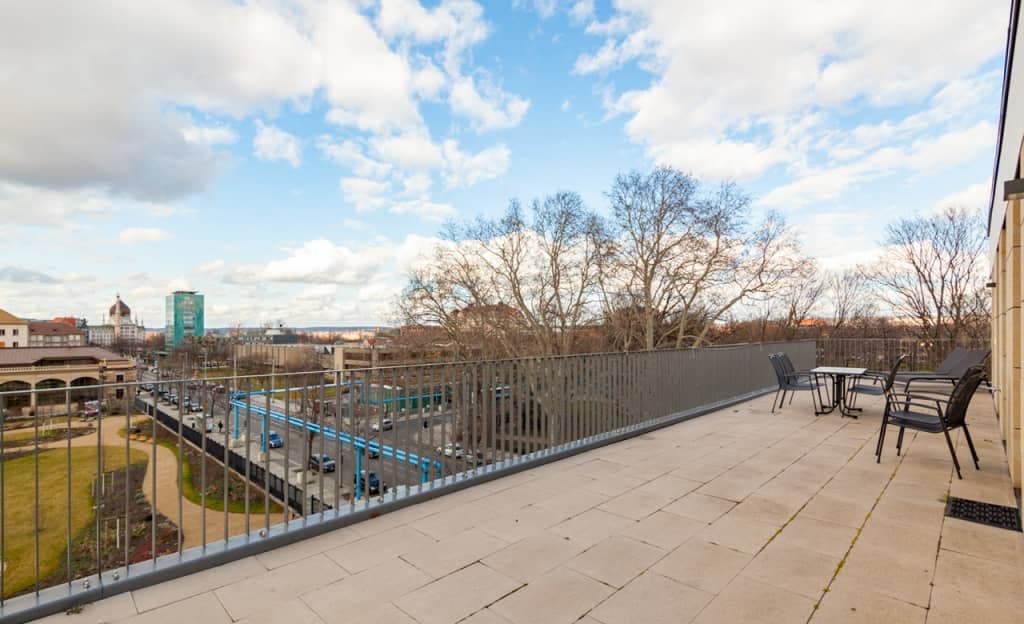 3-Room Apartment - high quality furnished - in the centre of Dresden photo 1