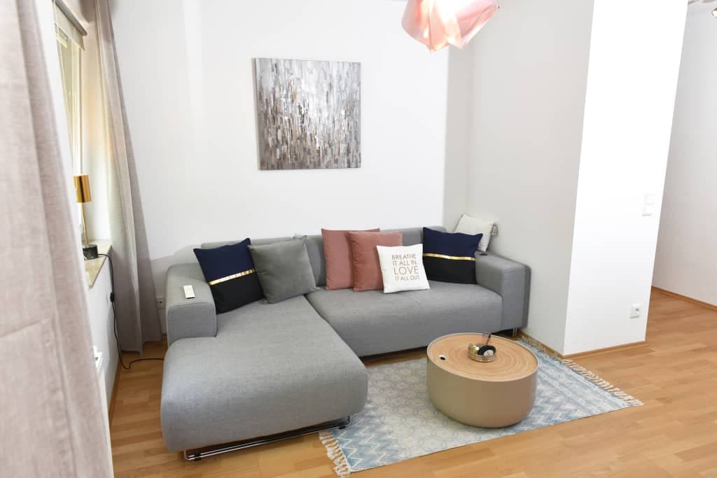Modern two-bedroom apartment in the heart of Cologne photo 1