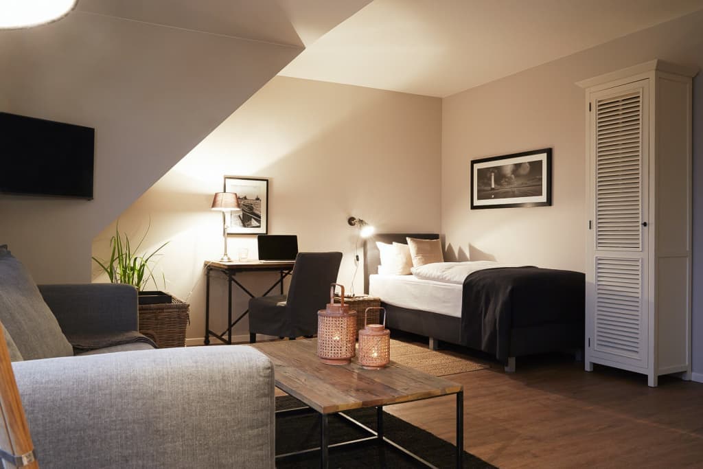 Stylishly furnished apartment in Hamburg photo 1