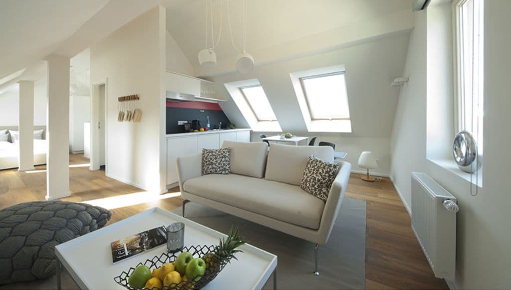 beautiful well equipped apartment photo 1