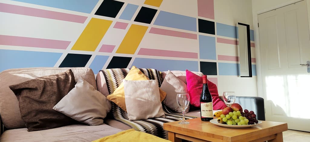 The Mews Apartment with FREE parking photo 1