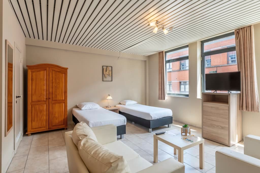 Large Studio for 2 in Brussels photo 1