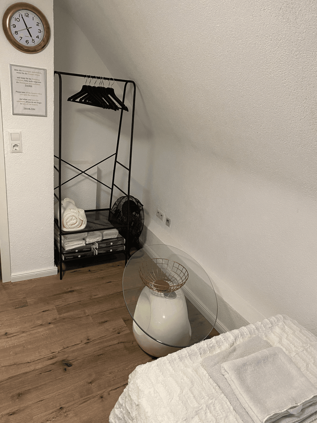 Beautiful 2-room apartment near castle photo 1