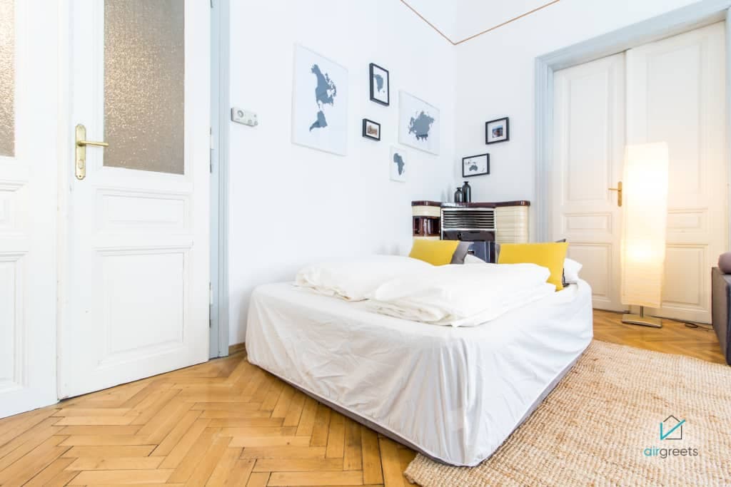SPACIOUS AND EXTRAORDINARY VIENNA APARTMENT photo 1