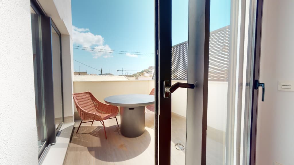 Apartment in the Center of Alicante photo 1