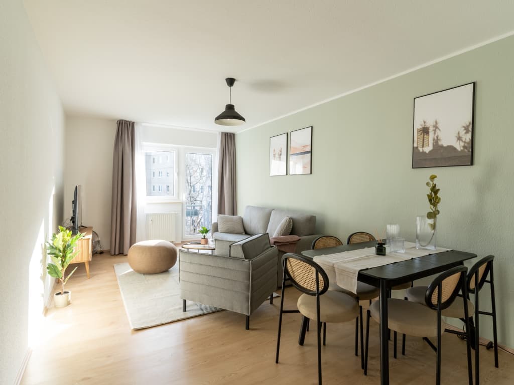 Magdeburg Breiter Weg - Two-Bedroom Duplex Suite with balcony photo 1