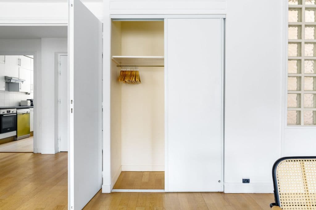 Airy Madeleine 3BR, Walk to Galeries Lafayette & Opéra photo 1