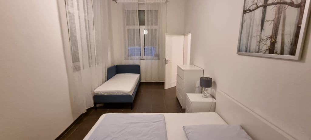 Beautiful and fully furnished apartment next to Patch Barracks photo 1