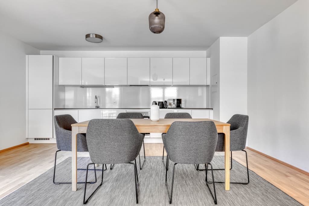 Hip Brigittenau 2BR w/ Elev & Roof Terrace, nr Handelskai photo 1