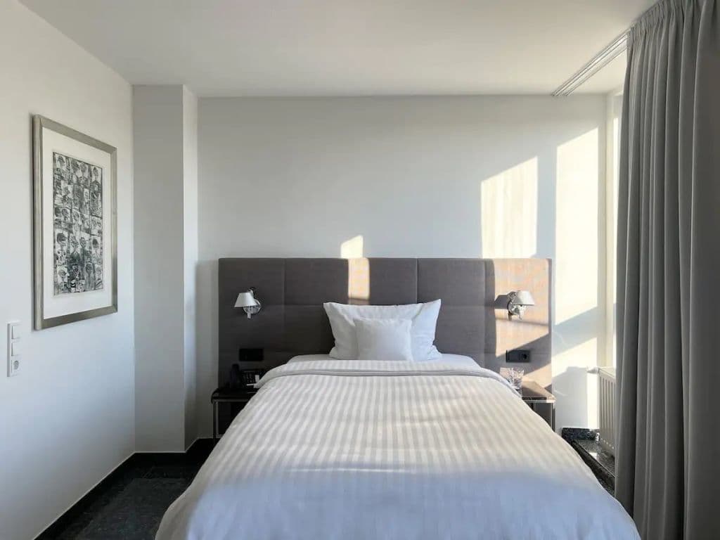 luxury serviced single Superior Apartment with balcony photo 1
