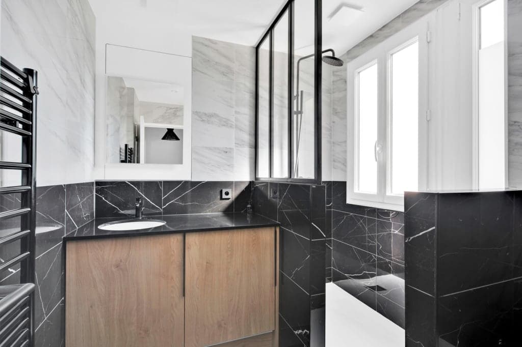 Beautiful Le Marais 1BR, renovated and centrally located photo 1