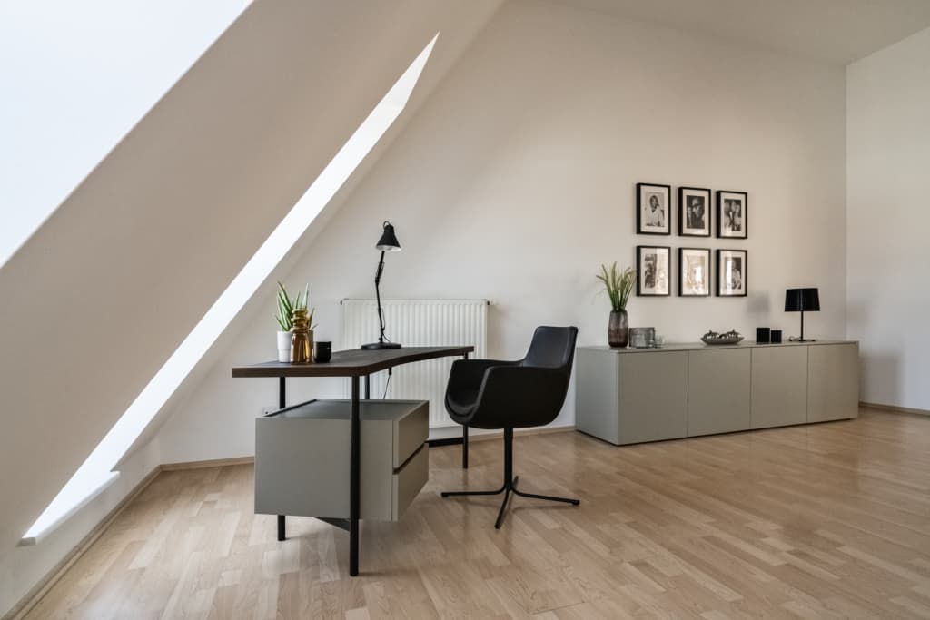 139 | Brand new, elegant furnished 3 bedroom rooftop in Kantstr. photo 1