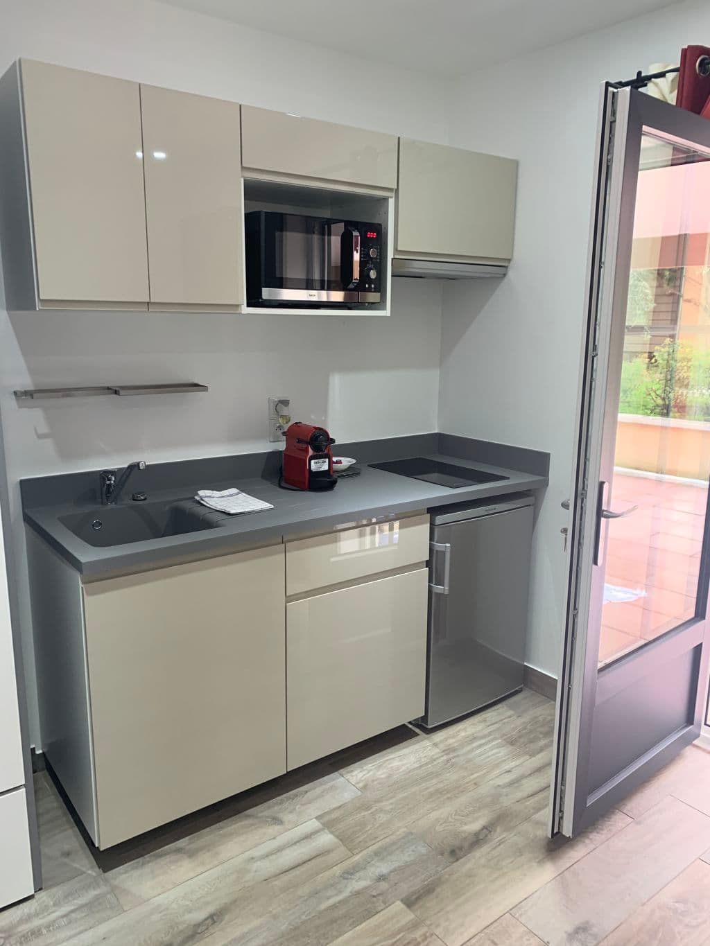 Very comfortable studio with terrace photo 1