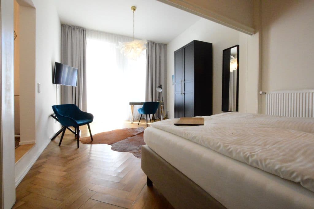 City apartment with terrace on Aliceplatz photo 1