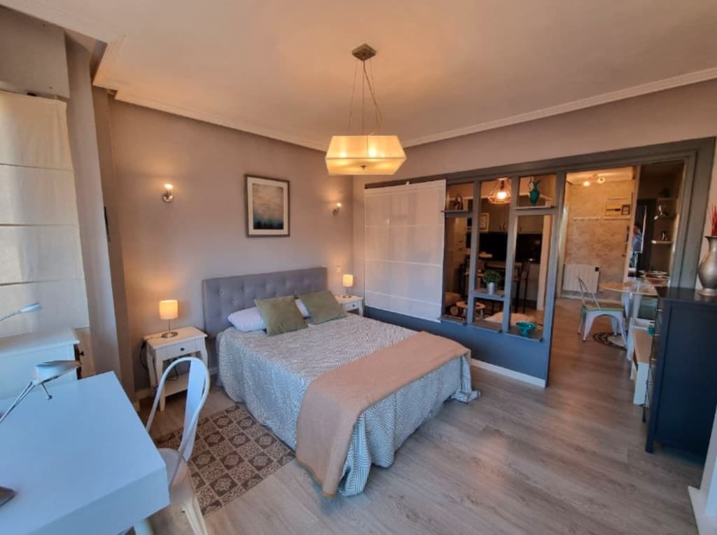Cozy studio in the center of Oviedo photo 1